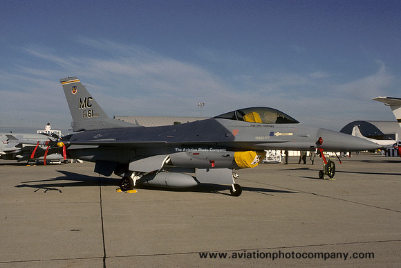 USAF 56 TTW General Dynamics F-16C Fighting Falcon 87-0261/MC (1989)