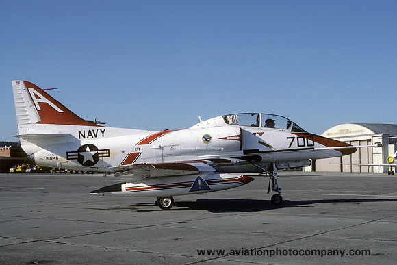 US Navy CTW-1 Douglas TA-4J Skyhawk 158146/A-700 (1986)