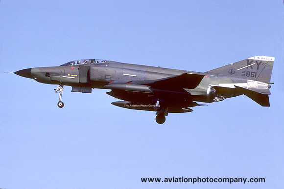 USAF Kentucky ANG 165 TRS McDonnell RF-4C Phantom 65-0851/KY (1986)