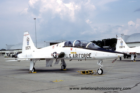 USAF 3246 TW Northrop T-38A Talon 70-1571/AD (1986)
