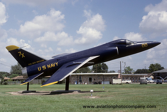 US Navy Grumman F-11A Tiger displayed at NAS New Orleans (1986)