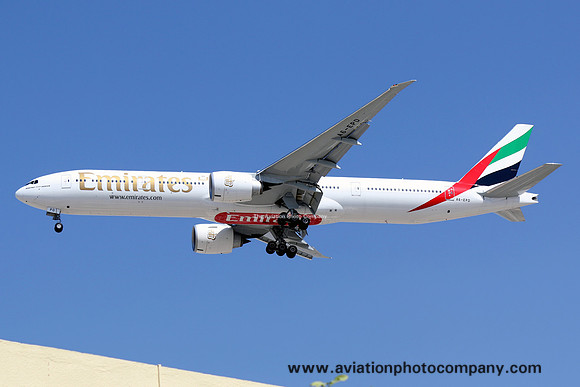 Emirates Boeing 777-300ER A6-EPD at Dubai IAP (2016)