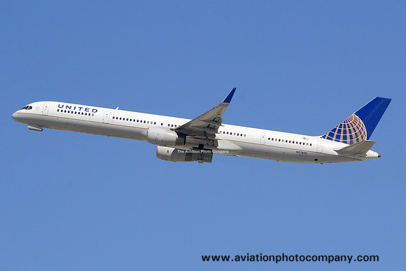 United Airlines Boeing 757-300 N57870 (2014)