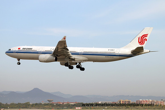 Air China Airbus A330-300 B-5957 (2015)
