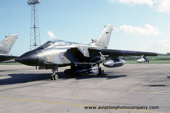 RAF Panavia Tornado GR.1B ZA399 (1995)