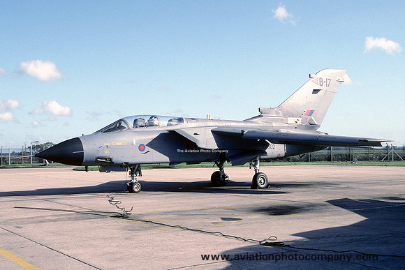 RAF TTTE Panavia Tornado GR.1 ZA602/B-17 (1995)