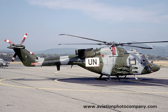 AAC 3 Regiment/United Nations Westland Lynx AH.7 XZ210/T (1995)