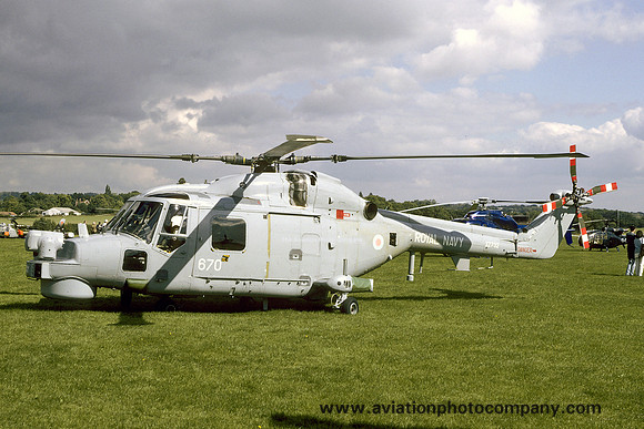 Royal Navy OEU Westland Lynx HAS>8 XZ732/670 (1995)