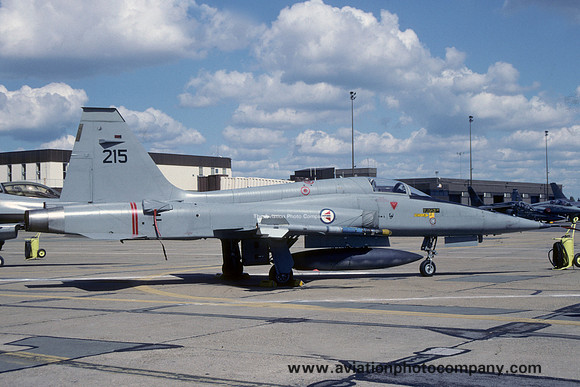 Norwegian Air Force 336 Skv Northrop F-5A Freedom Fighter 215 at the Mildenhall Air Fete (1990)