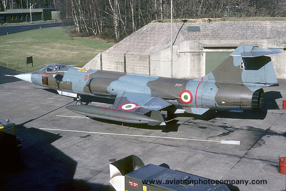 Italian Air Force 4 Stormo Lockheed F-104S Starfighter MM6763/4-11 (1990)