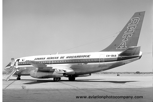 DETA Mozambique Airlines Boeing 737-200 CR-BAA (1975)