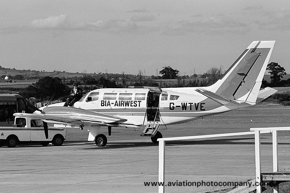BIA Airwest Cessna 404 Titan G-WTVE (1979)