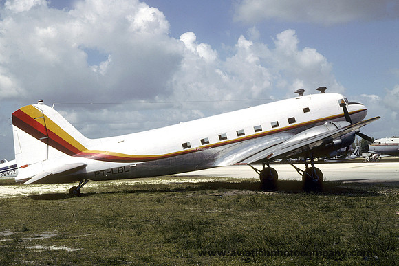 Douglas C-47A PT-LBL (1981)