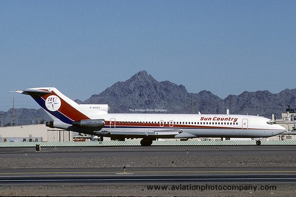 Sun Country (leased from Dan Air) Boeing 727-200 G-BHVT (1985)