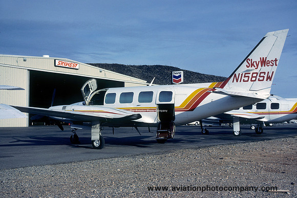 Sky West Piper PA-31-350 Navajo Chieftain N158SW (1982)