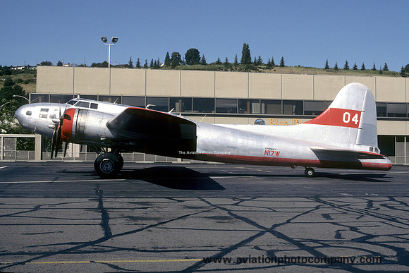 Boeing B-17F Flying Fortress N17W [ex 42-29782] (1985)