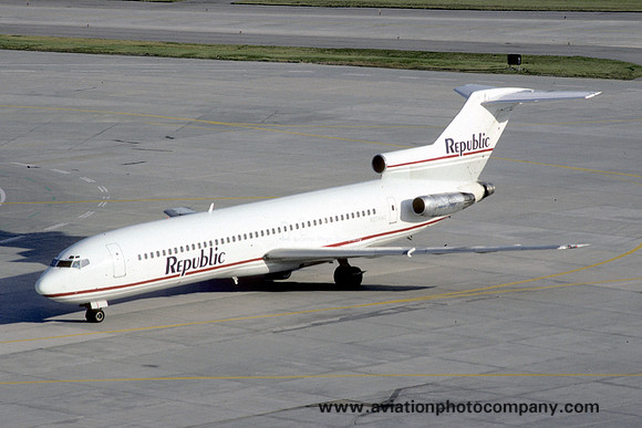 Republic Airlines Boeing 727-200 N274WC (1985)