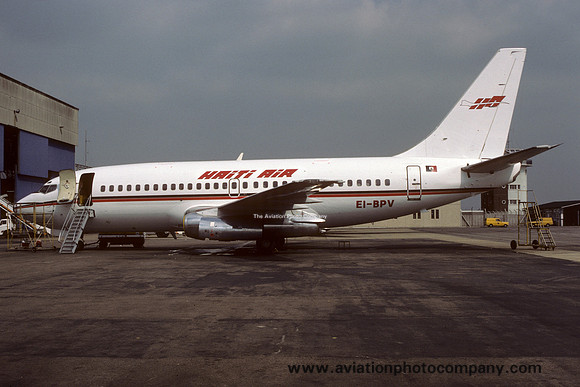 Haiti Air Boeing 737-200 EI-BPV at Luton (1985)