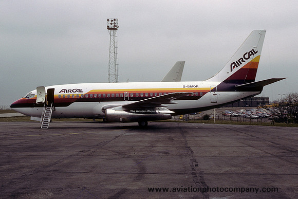 Air Cal Boeing 737-200 G-BMOR at Luton (1985)
