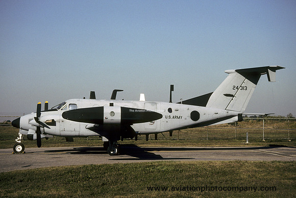 US Army 3 MIB Beech RC-12H Guardrail 83-24313 (2001)