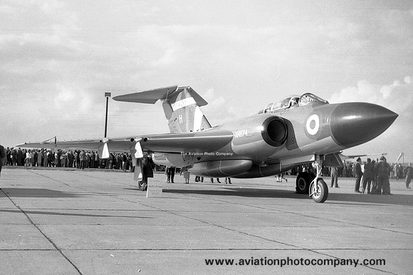 RAF 64 Squadron Gloster Javelin FAW.9 XH874/H (1961)
