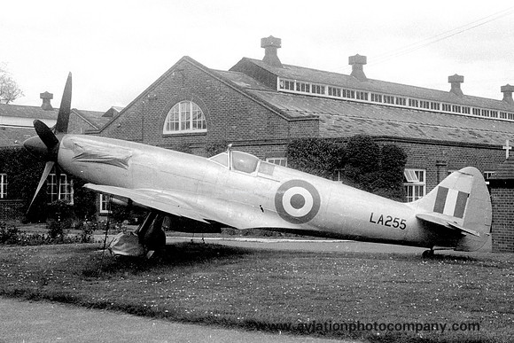 RAF Supermarine Spitfire LA255 displayed at Cardington (1957)