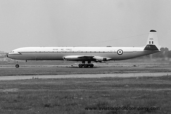 RAF 216 Squadron De Havilland Comet C.4 XR395 (1975)