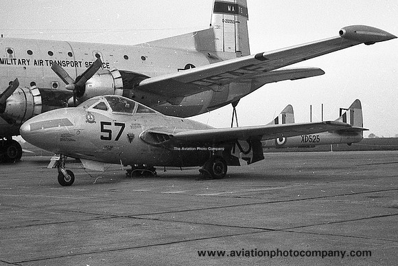 RAF 4 FTS De Havilland Vampire T.11 XD525/57 (1962)