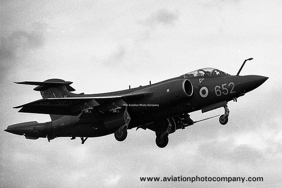 Royal Navy 736 Squadron Blackburn Buccaneer S.2 XV865/LM652 (1970)