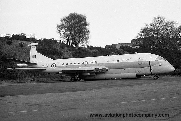 Royal Aircraft Establishment Hawker Siddeley Nimrod MR.1(DB) XV147 (1981)