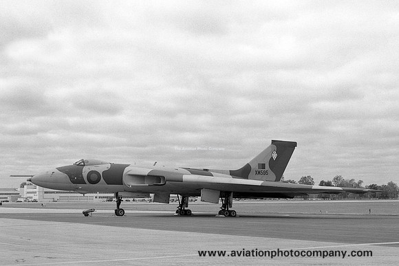 RAF 617 Squadron Avro Vulcan B.2 XM595 (1981)