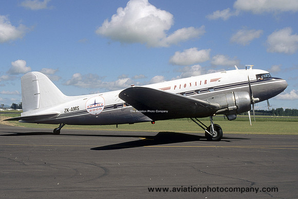 Pionair Adventures Ltd Douglas C-47A ZK-AMS (2000)