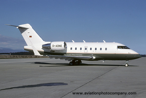 DC Aviation Canadair CL-604 Challenger D-ADNE (2001)