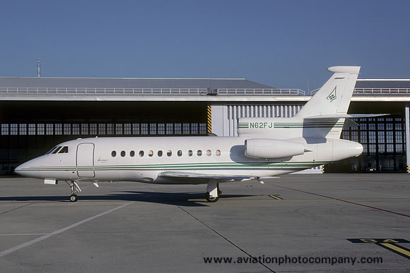 Case Corporation Dassault Falcon 900 N62FJ (1998)