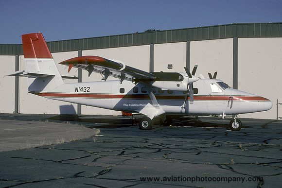 US Forest Service DHC-6-300 Twin Otter N143Z (2000)