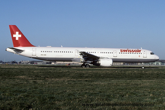 Swissair Airbus A321-200 HB-IOD (2000)