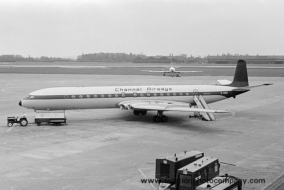 Channel Airways De Havilland Comet 4 G-ARDI