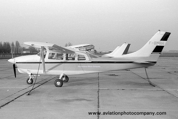 Cessna 210E Centurion F-BMRH