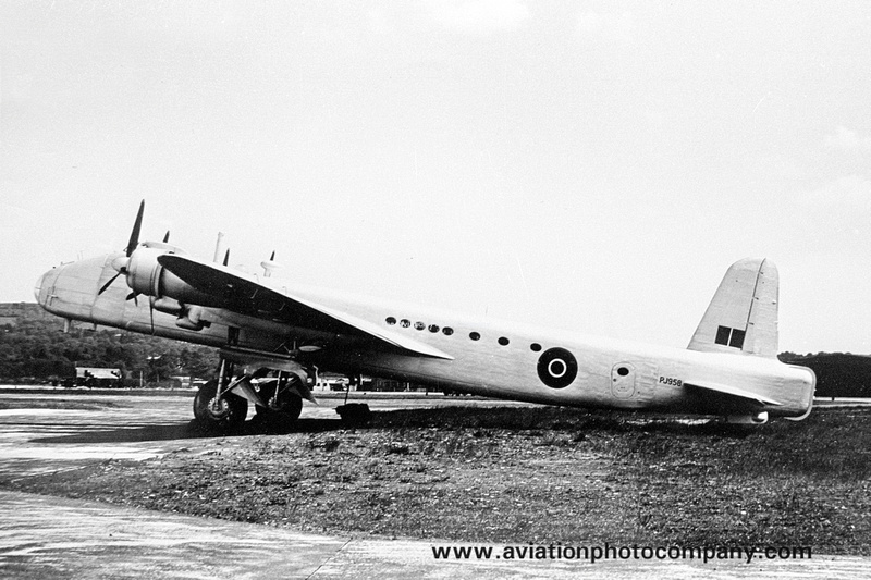 The Aviation Photo Company: Stirling (Short) &emdash; RAF Short Stirling V PJ958