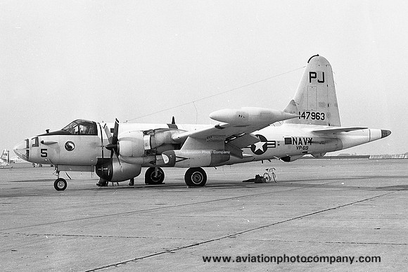 US Navy VP-69 Lockheed SP-2H Neptune 147963/PJ-5 (1973)