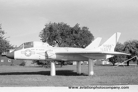 US Navy Chance F7U-3 Cutlass 129565 displayed at Olathe (1967)