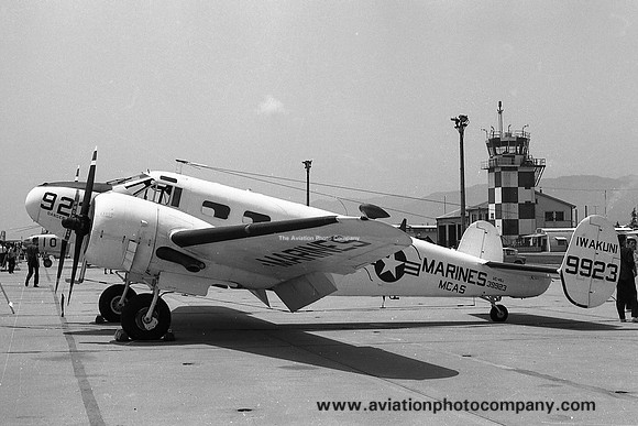 US Marines Iwakuni Beech UC-45J Expeditor 39923 (1976)