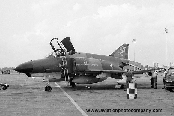 USAf 31 TFW McDonnell F-4E Phantom 67-2098/ZF