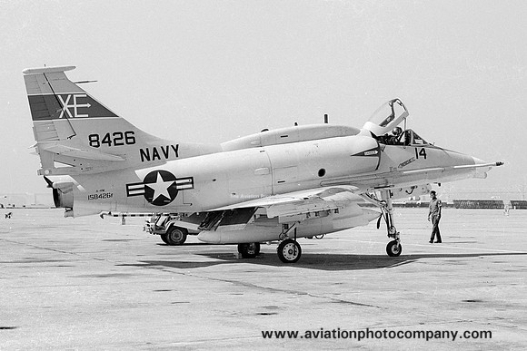 US Navy VX-5 Douglas A-4M Skyhawk 158426/XE-14 (1976)