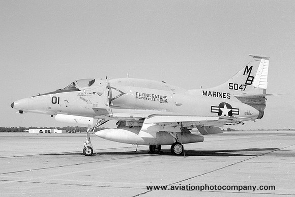 US Marines VMA-142 Douglas A-4F Skyhawk 155047/MB-01 (1977)