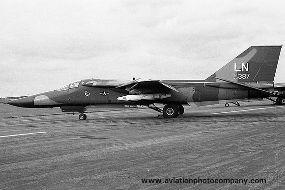 USAF 48 TFW General Dynamics F-111F Aardvark 70-2387/LN (1981)