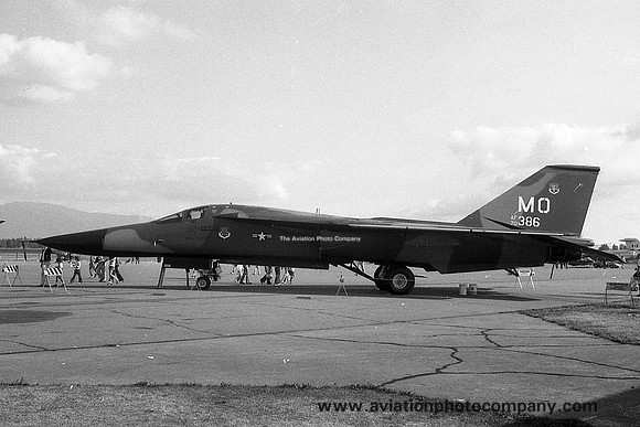 USAF 366 TFW General Dynamics F-111F Aardvark 70-2386/MO (1975)