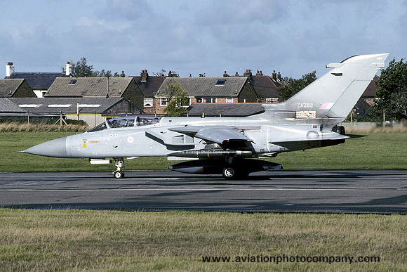 RAF/BAe Panavia Tornado F.3 ZA283 at Warton (1995)