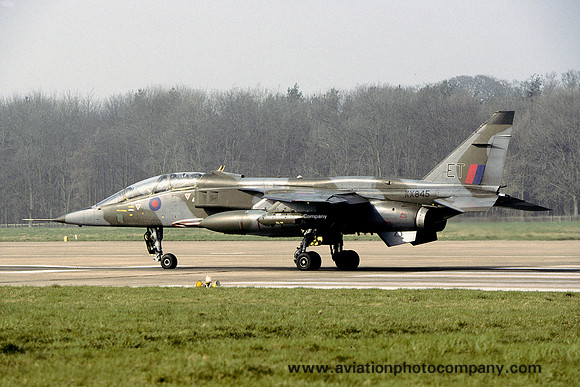 RAF 6 Squadron Sepecat Jaguar T.2 XX845/ET (1995)