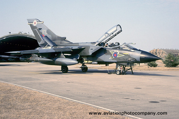 RAF 12 Squadron Panavia Tornado GR.1B ZA492/FL (1995)